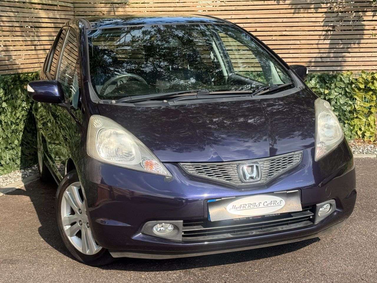 A 2009 HONDA JAZZ 1.4 i-VTEC EX Hatchback 5dr Petrol i SHIFT Euro 4 (100 ps) 12 MONTHS AA, FR A 2009 HONDA JAZZ 1.4 i-VTEC EX Hatchback 5dr Petrol i SHIFT Euro 4 (100 ps) 12 MONTHS AA, FR