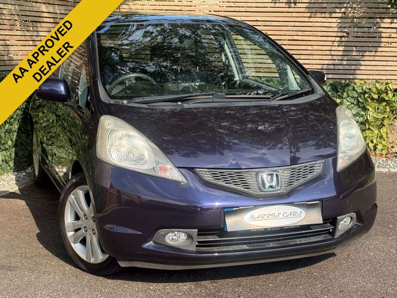 A 2009 HONDA JAZZ 1.4 i-VTEC EX Hatchback 5dr Petrol i SHIFT Euro 4 (100 ps) 12 MONTHS AA, FR A 2009 HONDA JAZZ 1.4 i-VTEC EX Hatchback 5dr Petrol i SHIFT Euro 4 (100 ps) 12 MONTHS AA, FR