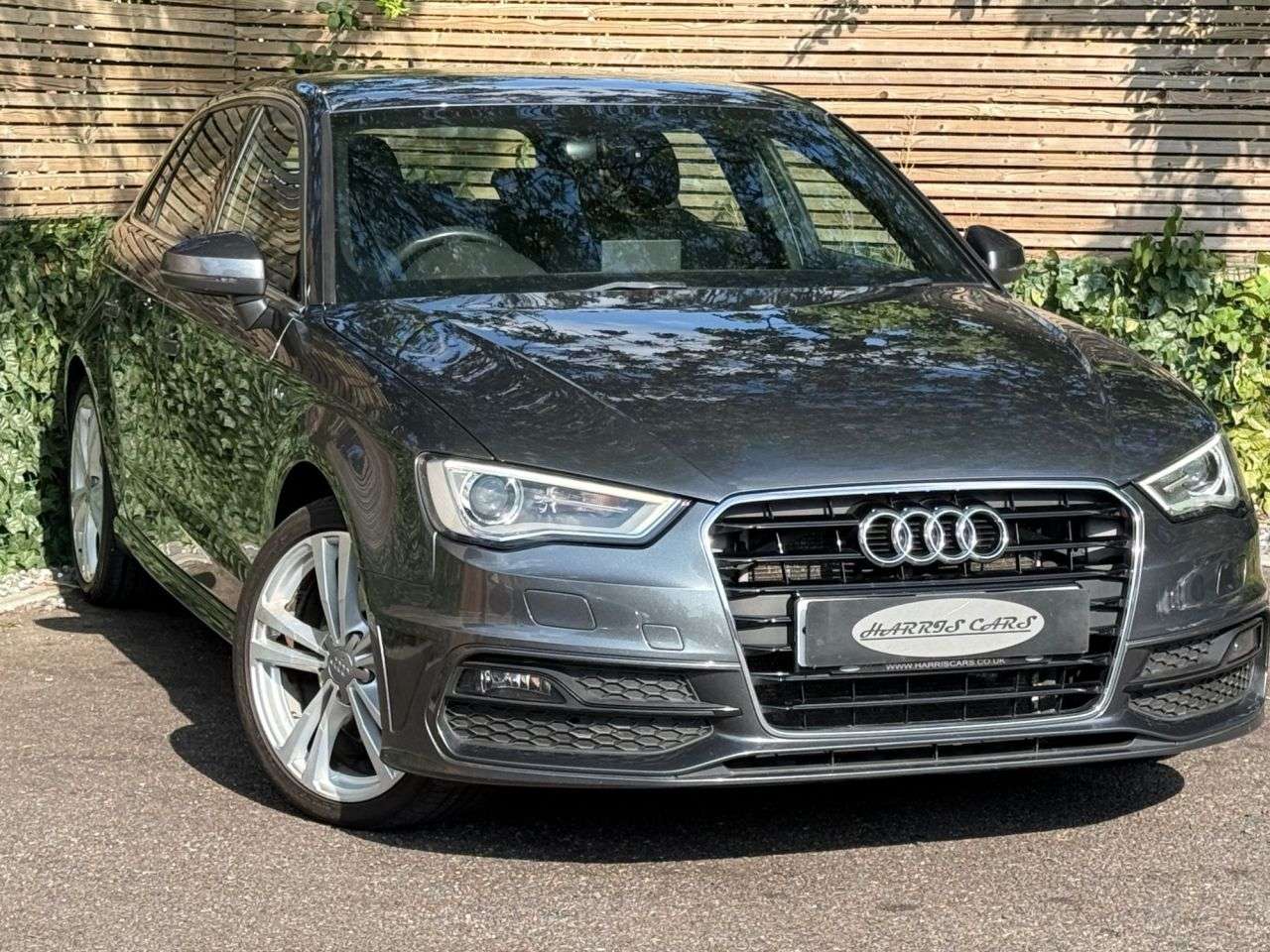 A 2013 AUDI A3 1.8 TFSI S line Sportback 5dr Petrol S Tronic Euro 5 (s/s) (180 ps) 12 MONT A 2013 AUDI A3 1.8 TFSI S line Sportback 5dr Petrol S Tronic Euro 5 (s/s) (180 ps) 12 MONT