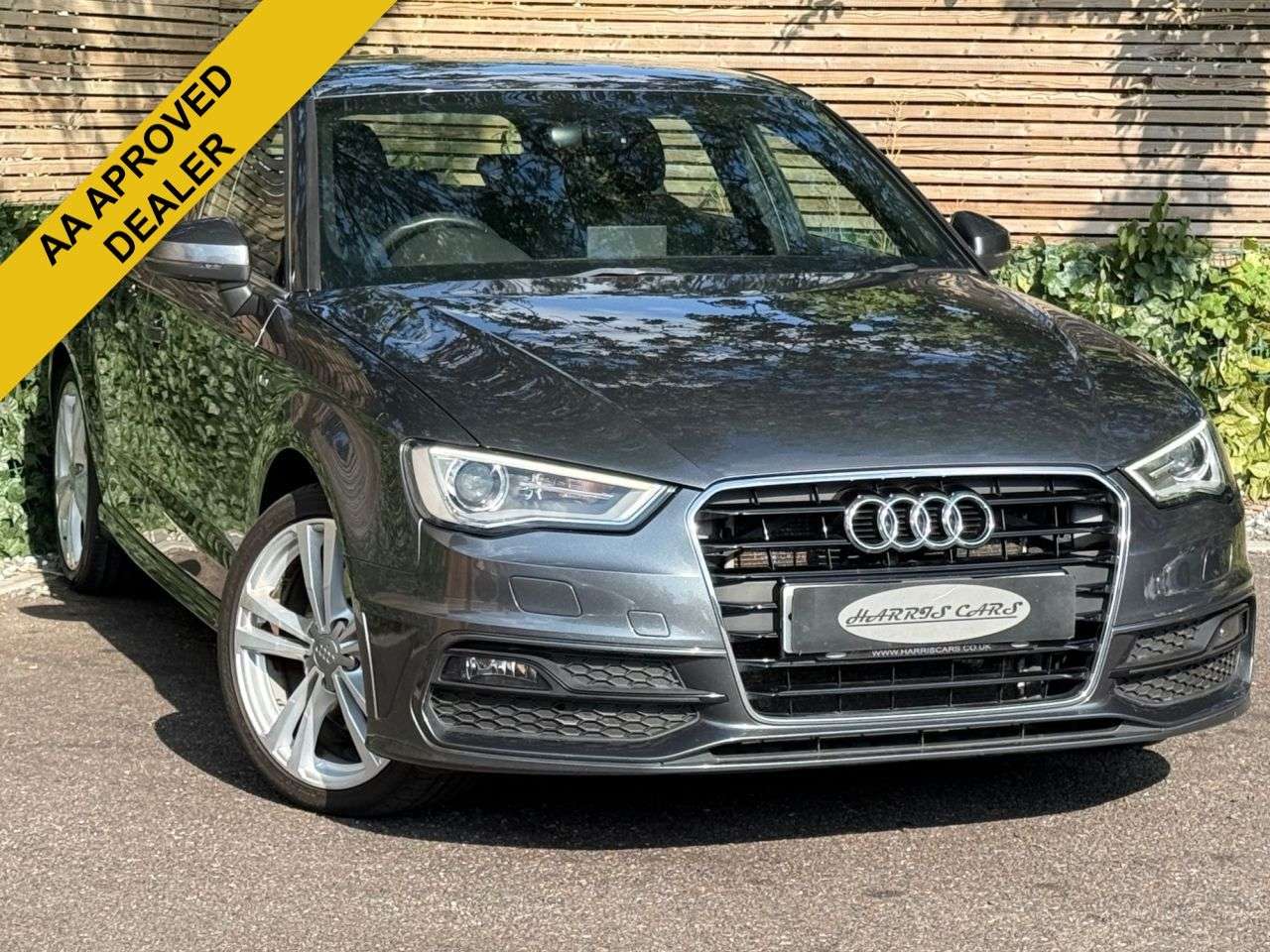 A 2013 AUDI A3 1.8 TFSI S line Sportback 5dr Petrol S Tronic Euro 5 (s/s) (180 ps) 12 MONT A 2013 AUDI A3 1.8 TFSI S line Sportback 5dr Petrol S Tronic Euro 5 (s/s) (180 ps) 12 MONT