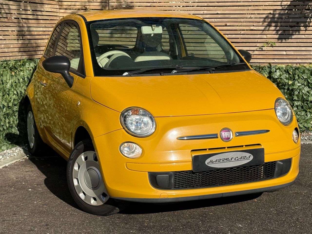 A 2014 FIAT 500 1.2 Pop Hatchback 3dr Petrol Manual Euro 6 (s/s) (69 bhp) 12 MONTHS AA, FRE A 2014 FIAT 500 1.2 Pop Hatchback 3dr Petrol Manual Euro 6 (s/s) (69 bhp) 12 MONTHS AA, FRE