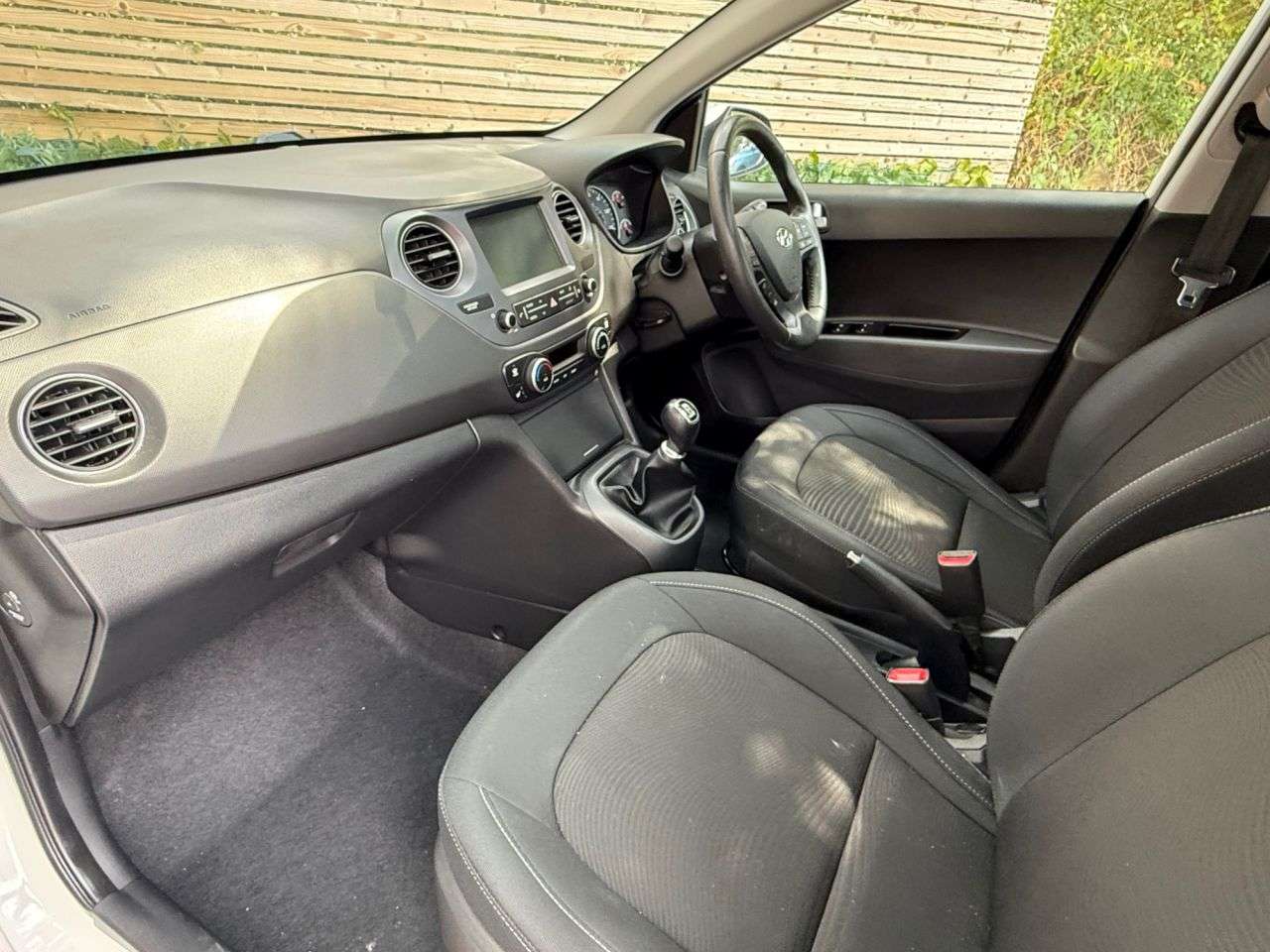 2018 HYUNDAI I10 2018 HYUNDAI I10