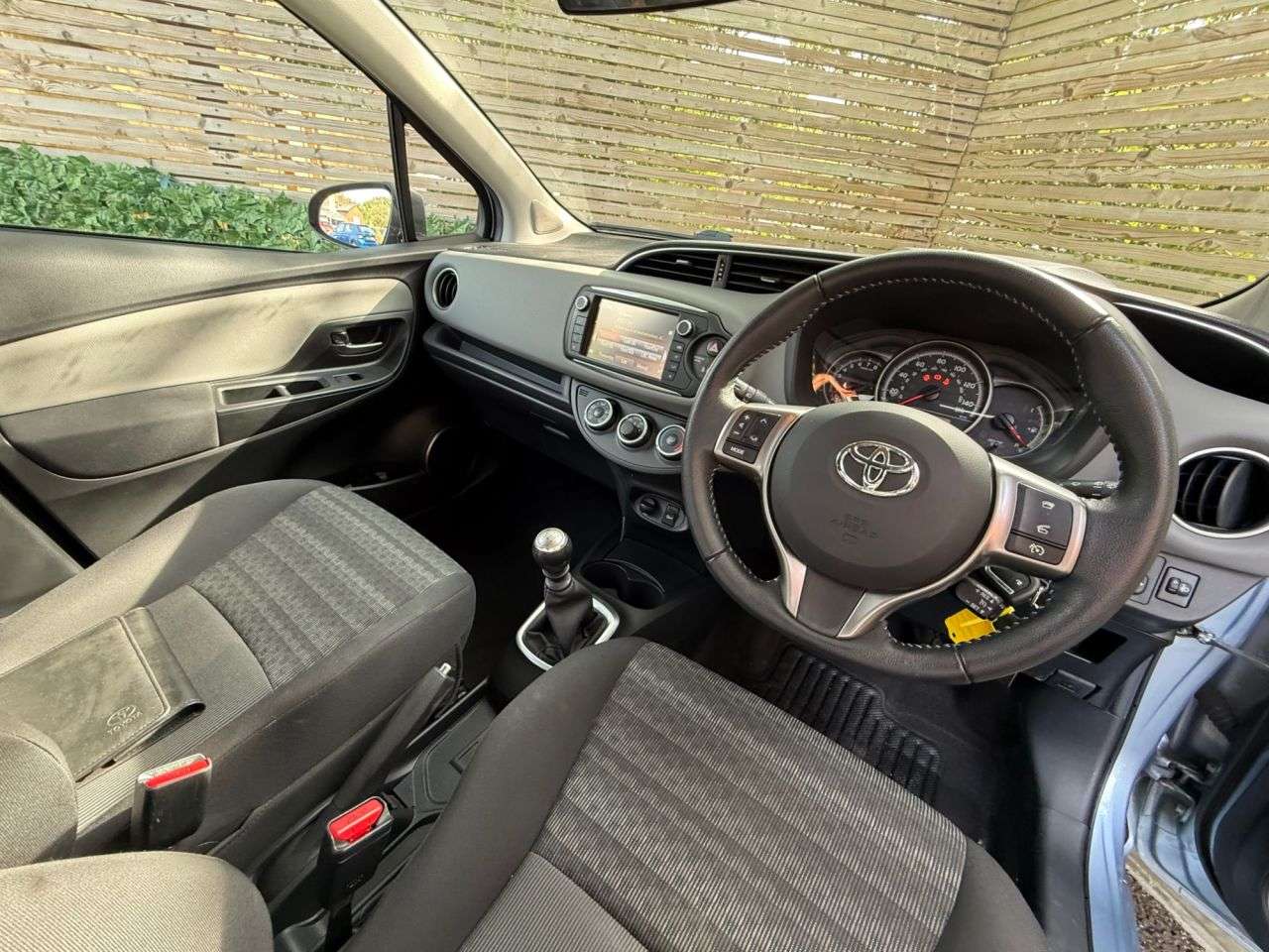 2016 TOYOTA YARIS 2016 TOYOTA YARIS
