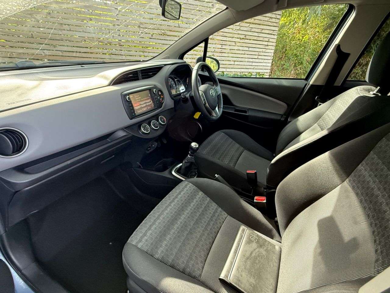 2016 TOYOTA YARIS 2016 TOYOTA YARIS