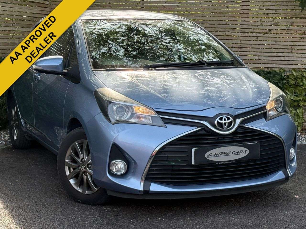 A 2016 TOYOTA YARIS 1.33 Dual VVT-i Icon Hatchback 5dr Petrol Manual Euro 6 (99 ps) 12 MONTHS A A 2016 TOYOTA YARIS 1.33 Dual VVT-i Icon Hatchback 5dr Petrol Manual Euro 6 (99 ps) 12 MONTHS A