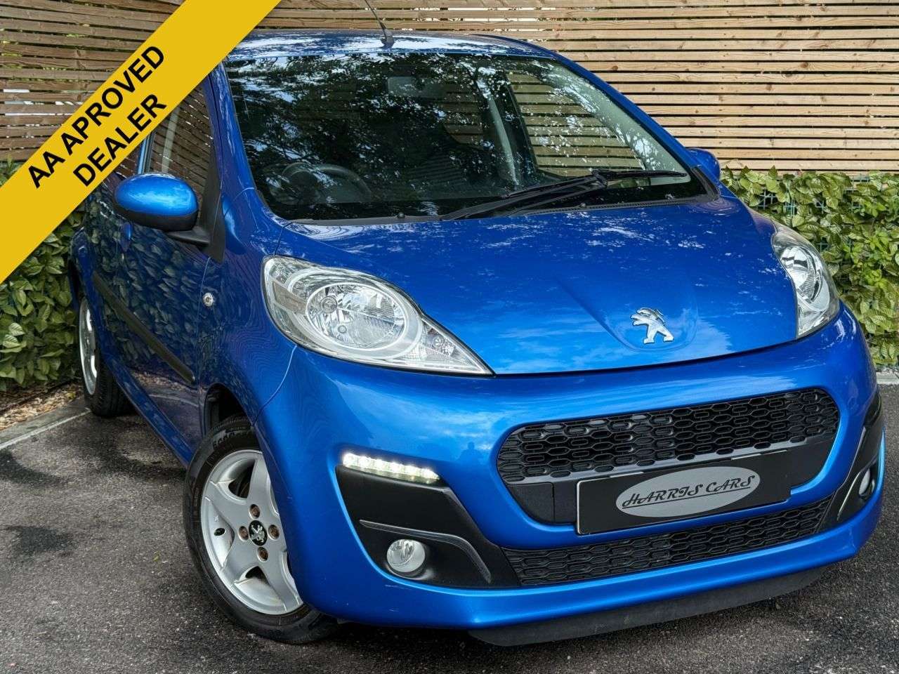 A 2014 PEUGEOT 107 1.0 12V Allure Hatchback 5dr Petrol Manual Euro 5 (68 ps) 12 MONTHS AA, FRE A 2014 PEUGEOT 107 1.0 12V Allure Hatchback 5dr Petrol Manual Euro 5 (68 ps) 12 MONTHS AA, FRE
