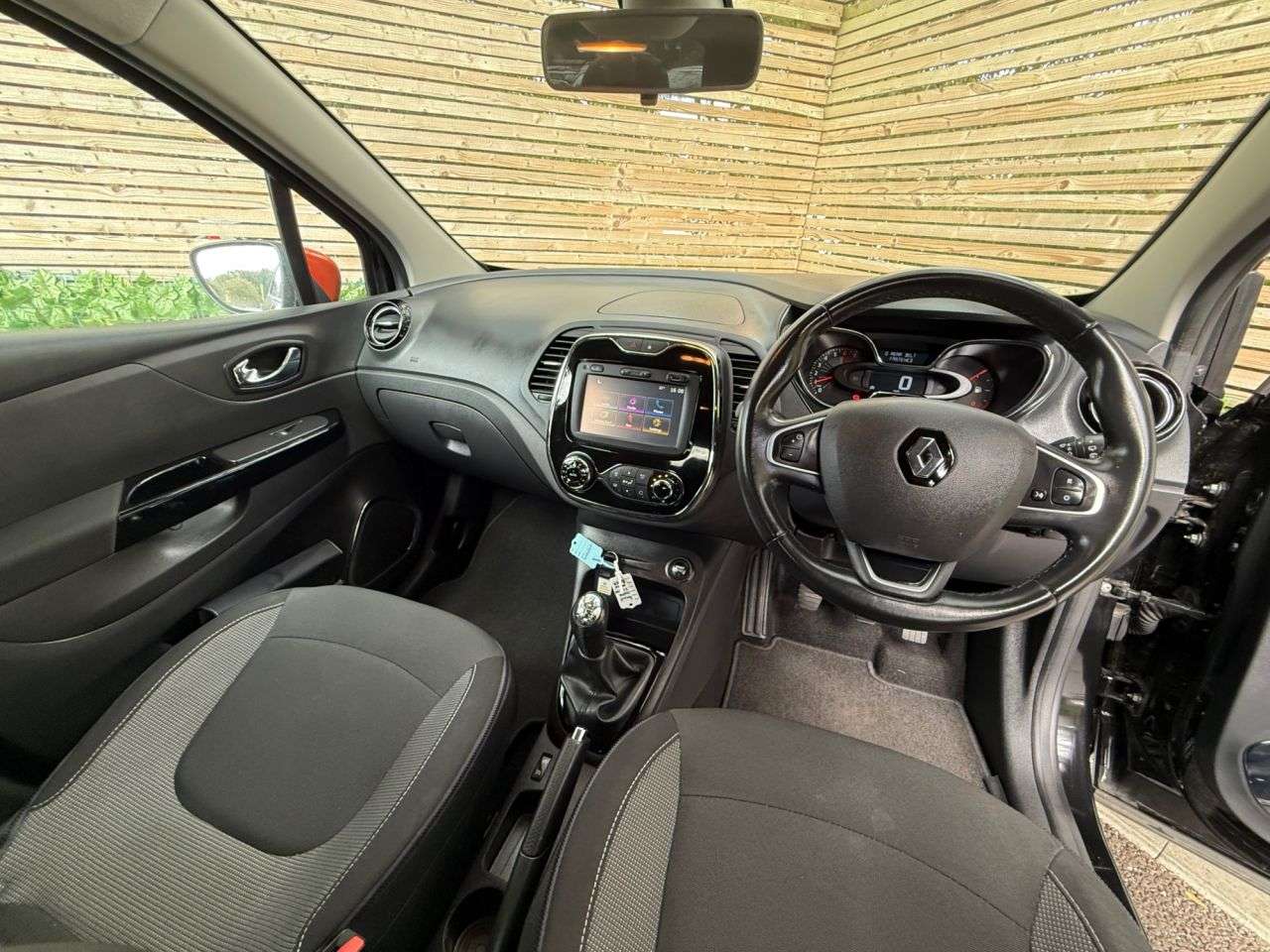 2017 RENAULT CAPTUR 2017 RENAULT CAPTUR