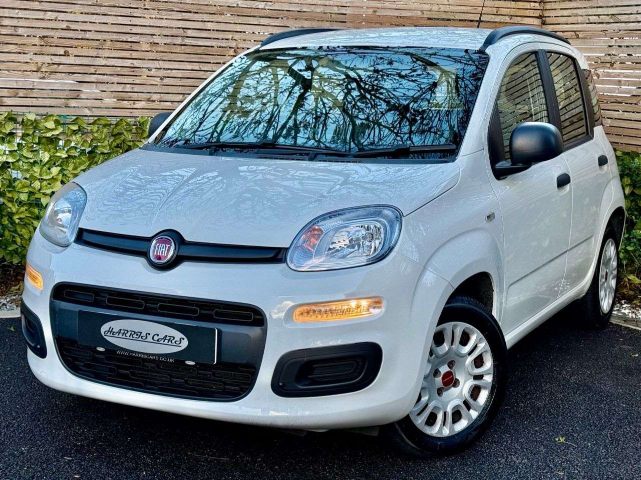 A 2015 FIAT PANDA 1.2 Easy Hatchback 5dr Petrol Manual Euro 6 (69 bhp) 12 MONTHS AA, FRESH SE A 2015 FIAT PANDA 1.2 Easy Hatchback 5dr Petrol Manual Euro 6 (69 bhp) 12 MONTHS AA, FRESH SE
