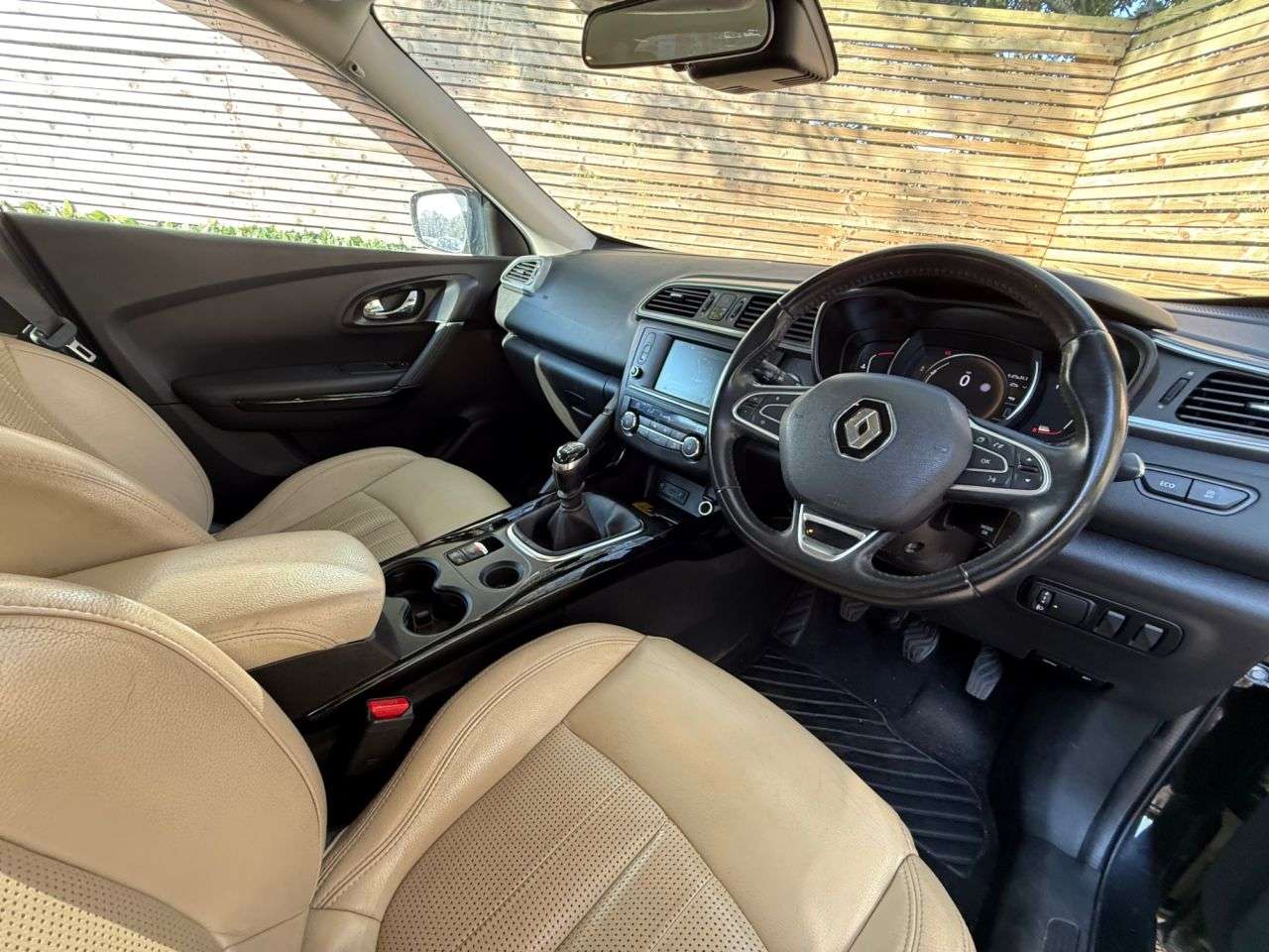 2017 RENAULT KADJAR 2017 RENAULT KADJAR