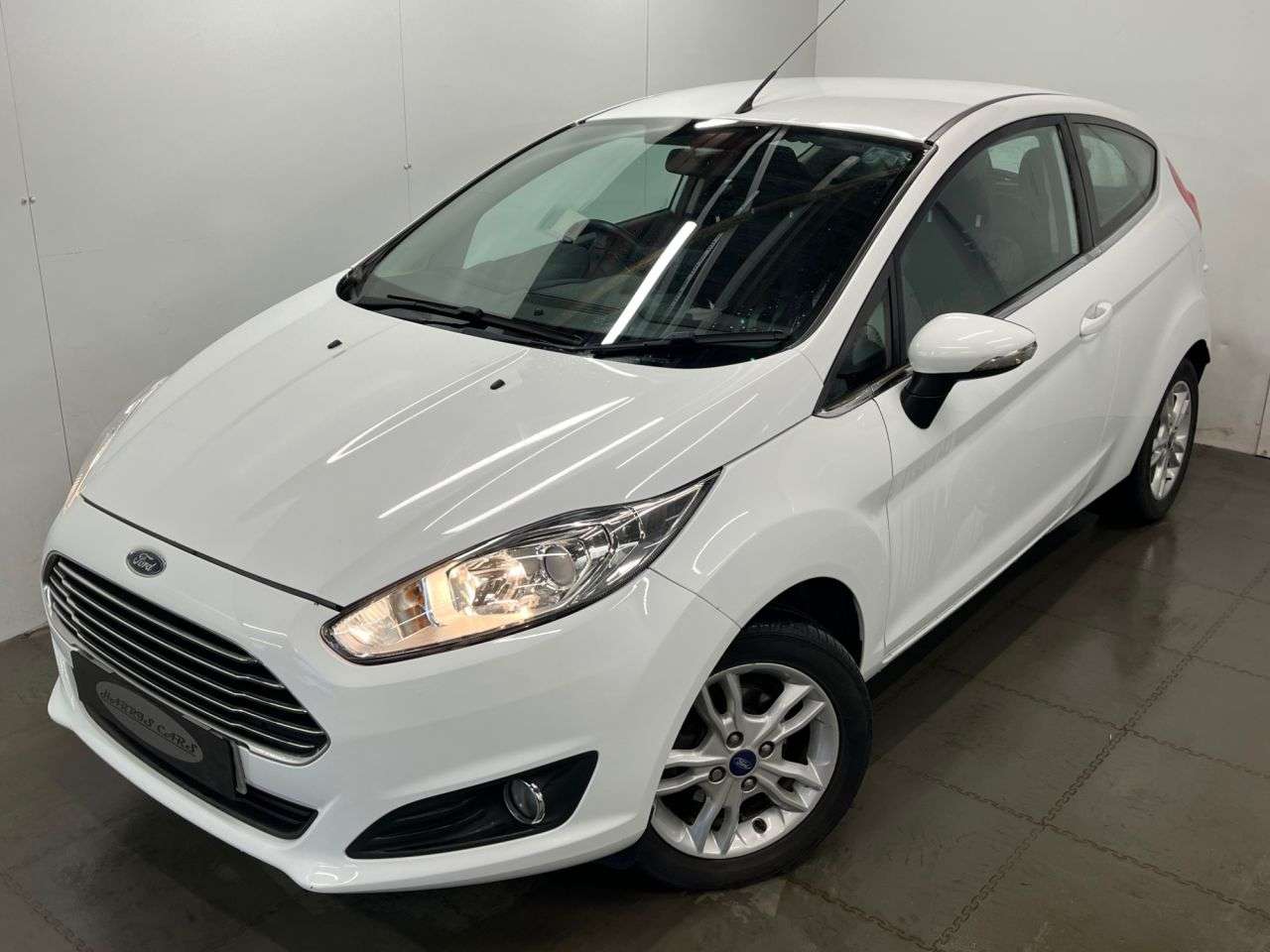 A 2014 FORD FIESTA 1.25 Zetec Hatchback 3dr Petrol Manual Euro 5 (82 ps) 12 MONTHS AA, FRESH S A 2014 FORD FIESTA 1.25 Zetec Hatchback 3dr Petrol Manual Euro 5 (82 ps) 12 MONTHS AA, FRESH S