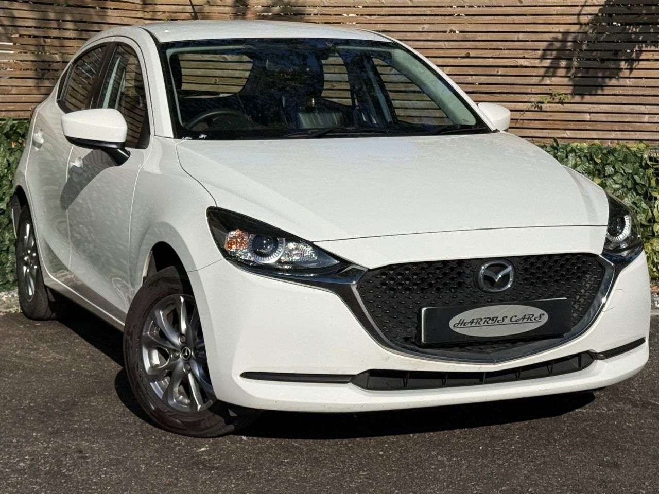A 2022 MAZDA MAZDA2 1.5 SKYACTIV-G SE-L Hatchback 5dr Petrol Manual Euro 6 (s/s) (75 ps) 12 MON A 2022 MAZDA MAZDA2 1.5 SKYACTIV-G SE-L Hatchback 5dr Petrol Manual Euro 6 (s/s) (75 ps) 12 MON