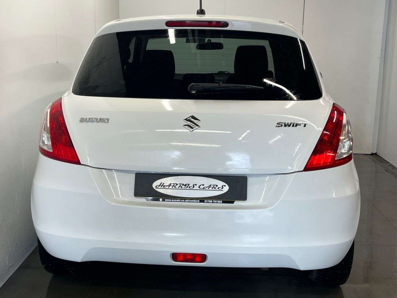 2015 SUZUKI SWIFT 2015 SUZUKI SWIFT