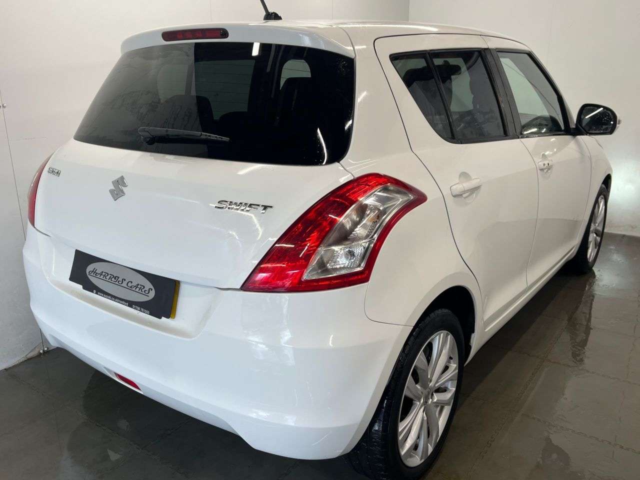 2015 SUZUKI SWIFT 2015 SUZUKI SWIFT