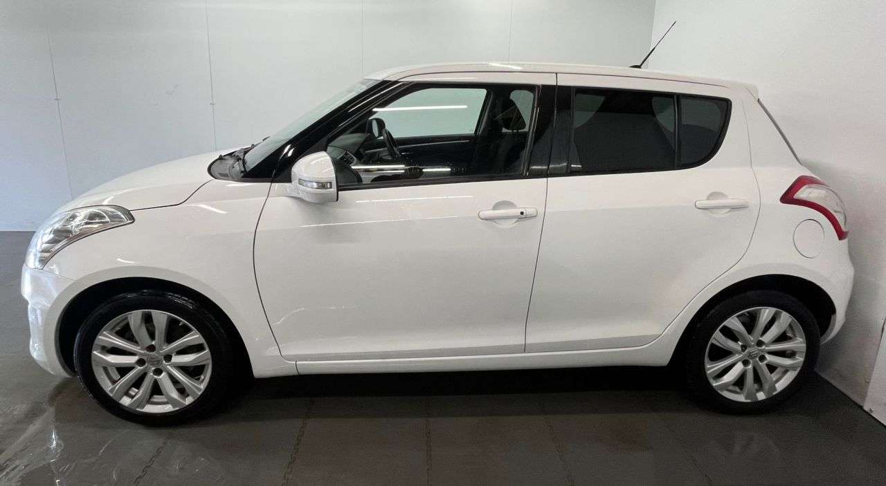 2015 SUZUKI SWIFT 2015 SUZUKI SWIFT