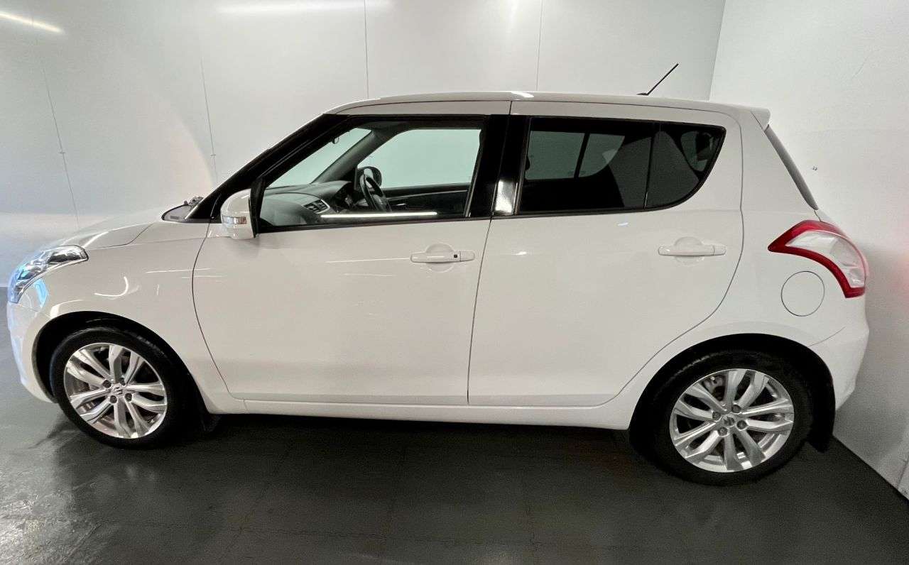 2015 SUZUKI SWIFT 2015 SUZUKI SWIFT