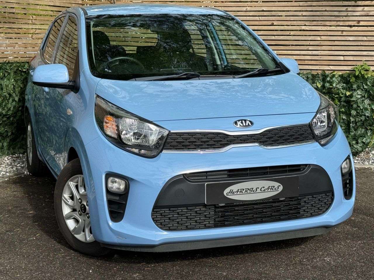 A 2019 KIA PICANTO 1.0 2 Hatchback 5dr Petrol Manual Euro 6 (66 bhp) 12 MONTHS AA, FRESH SERVI A 2019 KIA PICANTO 1.0 2 Hatchback 5dr Petrol Manual Euro 6 (66 bhp) 12 MONTHS AA, FRESH SERVI