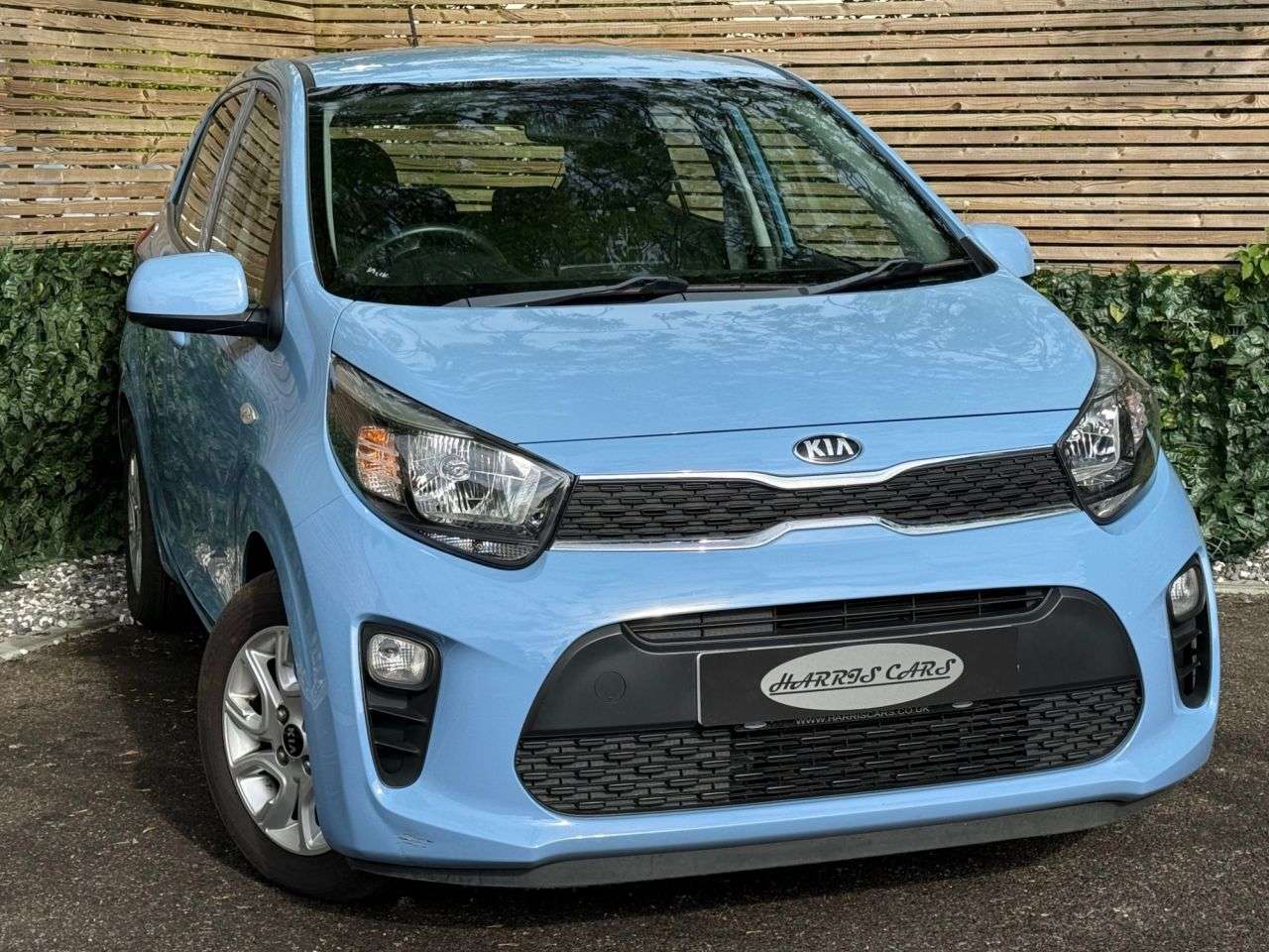 A 2019 KIA PICANTO 1.0 2 Hatchback 5dr Petrol Manual Euro 6 (66 bhp) 12 MONTHS AA, FRESH SERVI A 2019 KIA PICANTO 1.0 2 Hatchback 5dr Petrol Manual Euro 6 (66 bhp) 12 MONTHS AA, FRESH SERVI