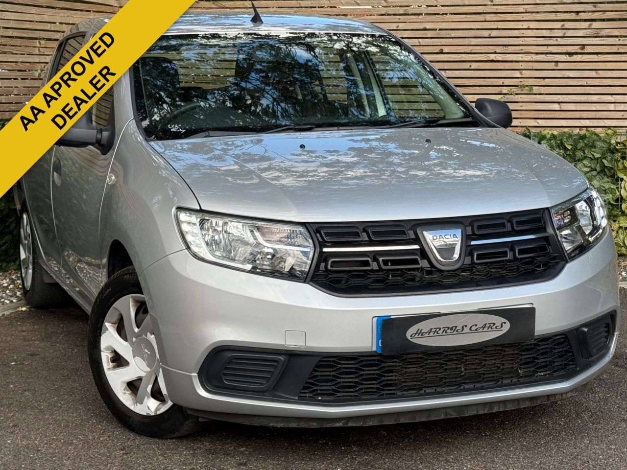 A 2018 DACIA SANDERO 1.0 SCe Ambiance Hatchback 5dr Petrol Manual Euro 6 (75 ps) 12 MONTHS AA, F A 2018 DACIA SANDERO 1.0 SCe Ambiance Hatchback 5dr Petrol Manual Euro 6 (75 ps) 12 MONTHS AA, F