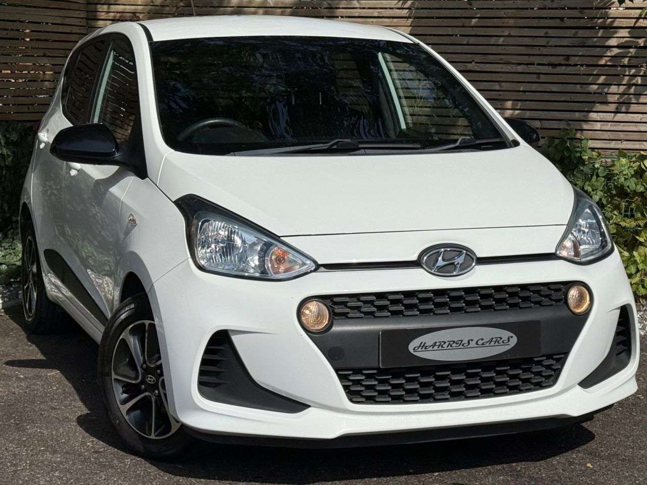 A 2018 HYUNDAI I10 1.0 GO! SE Hatchback 5dr Petrol Manual Euro 6 (66 ps) 12 MONTHS AA, FRESH S A 2018 HYUNDAI I10 1.0 GO! SE Hatchback 5dr Petrol Manual Euro 6 (66 ps) 12 MONTHS AA, FRESH S