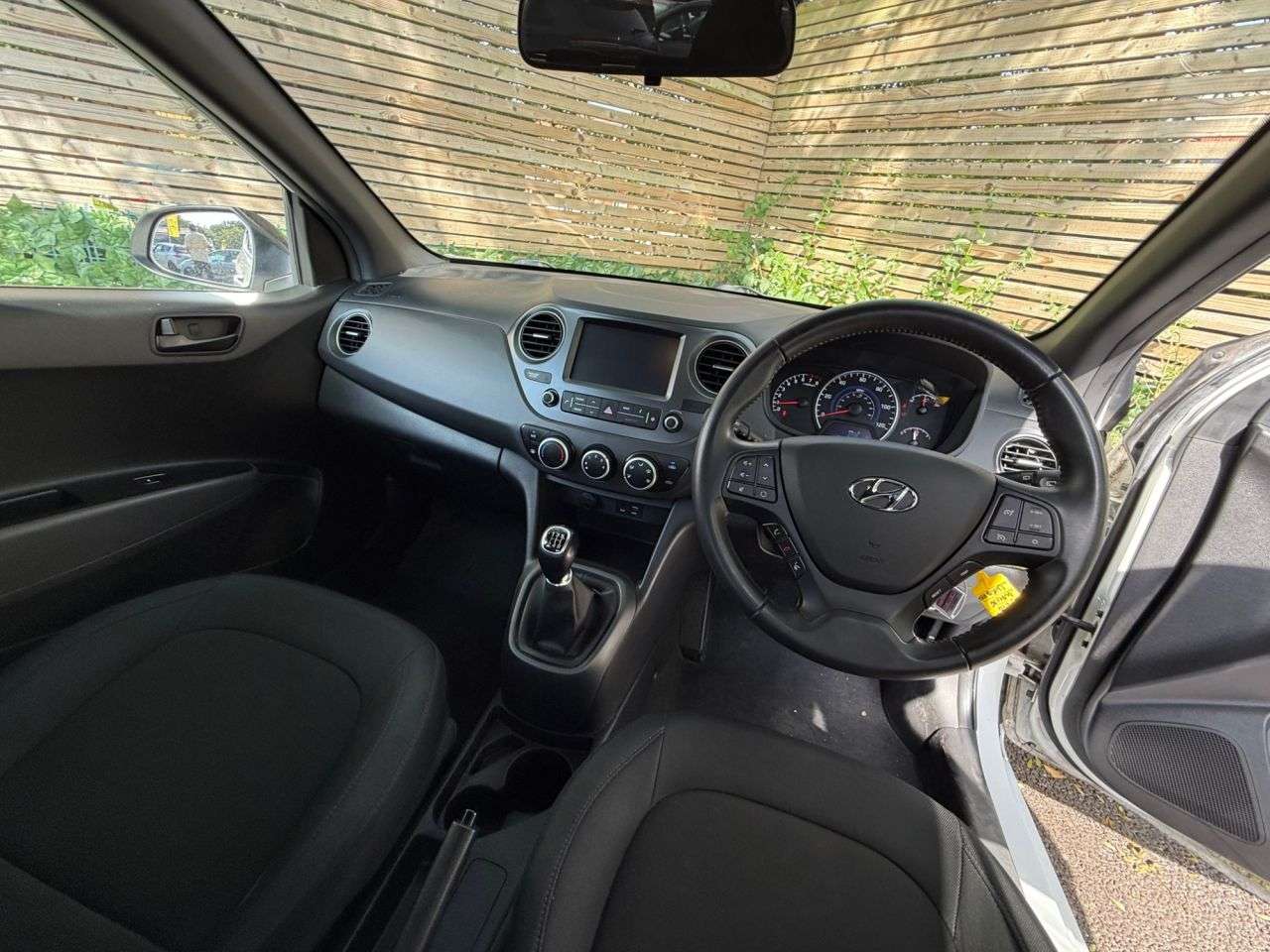 2018 HYUNDAI I10 2018 HYUNDAI I10