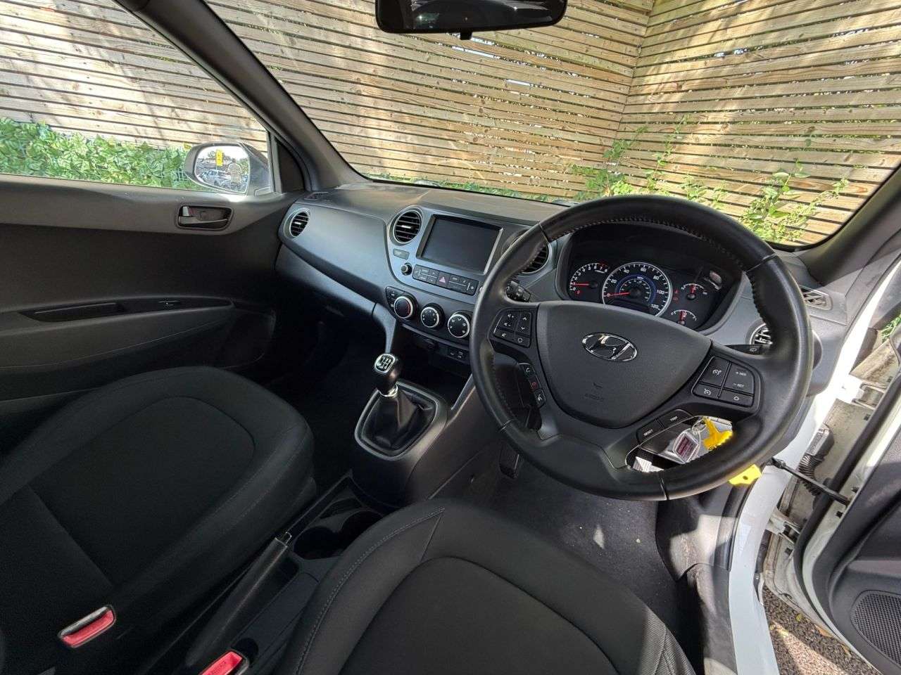 2018 HYUNDAI I10 2018 HYUNDAI I10