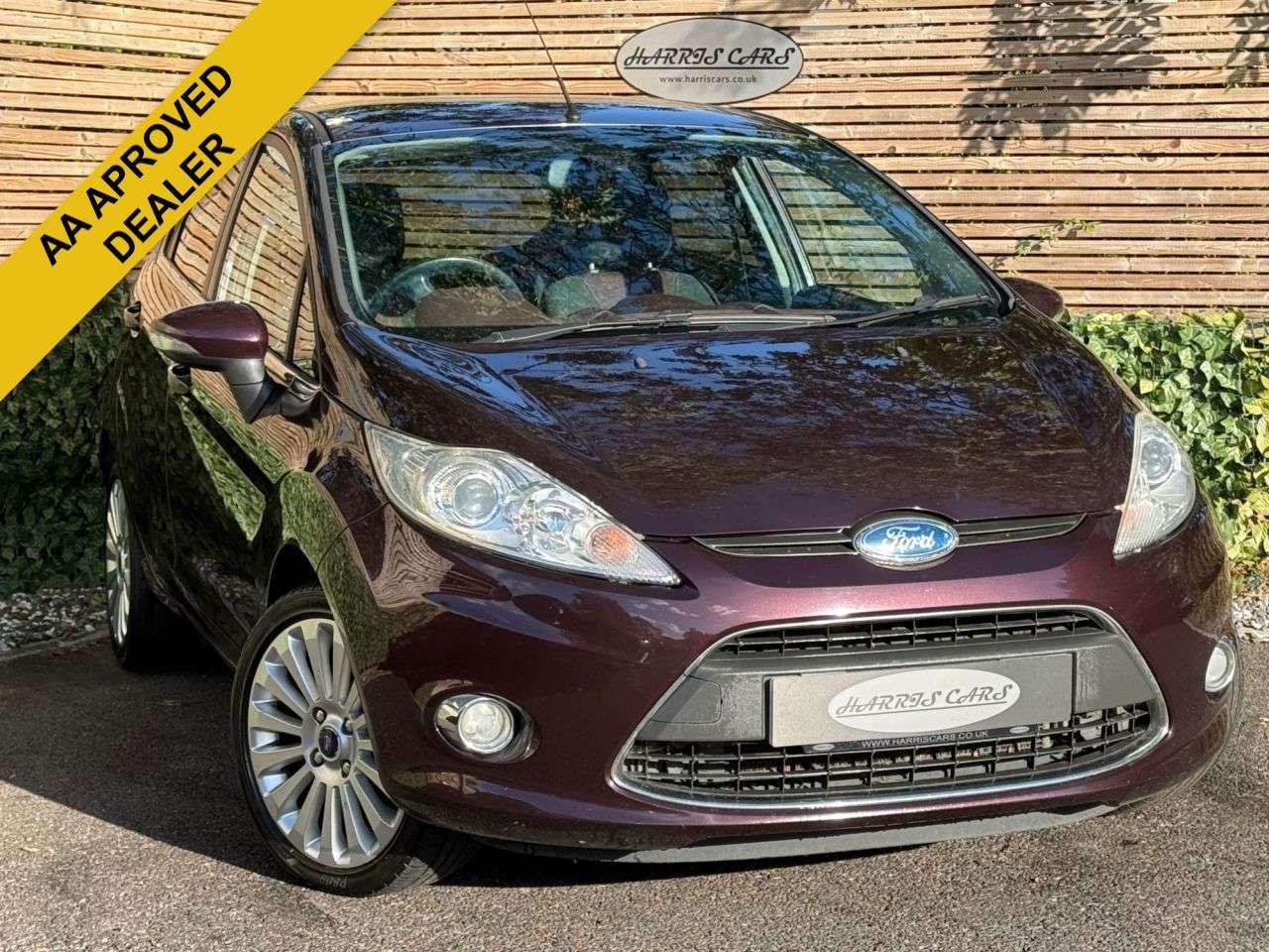 A 2009 FORD FIESTA 1.6 Titanium Hatchback 5dr Petrol Manual (139 g/km, 118 bhp) 12 MONTHS AA, A 2009 FORD FIESTA 1.6 Titanium Hatchback 5dr Petrol Manual (139 g/km, 118 bhp) 12 MONTHS AA,