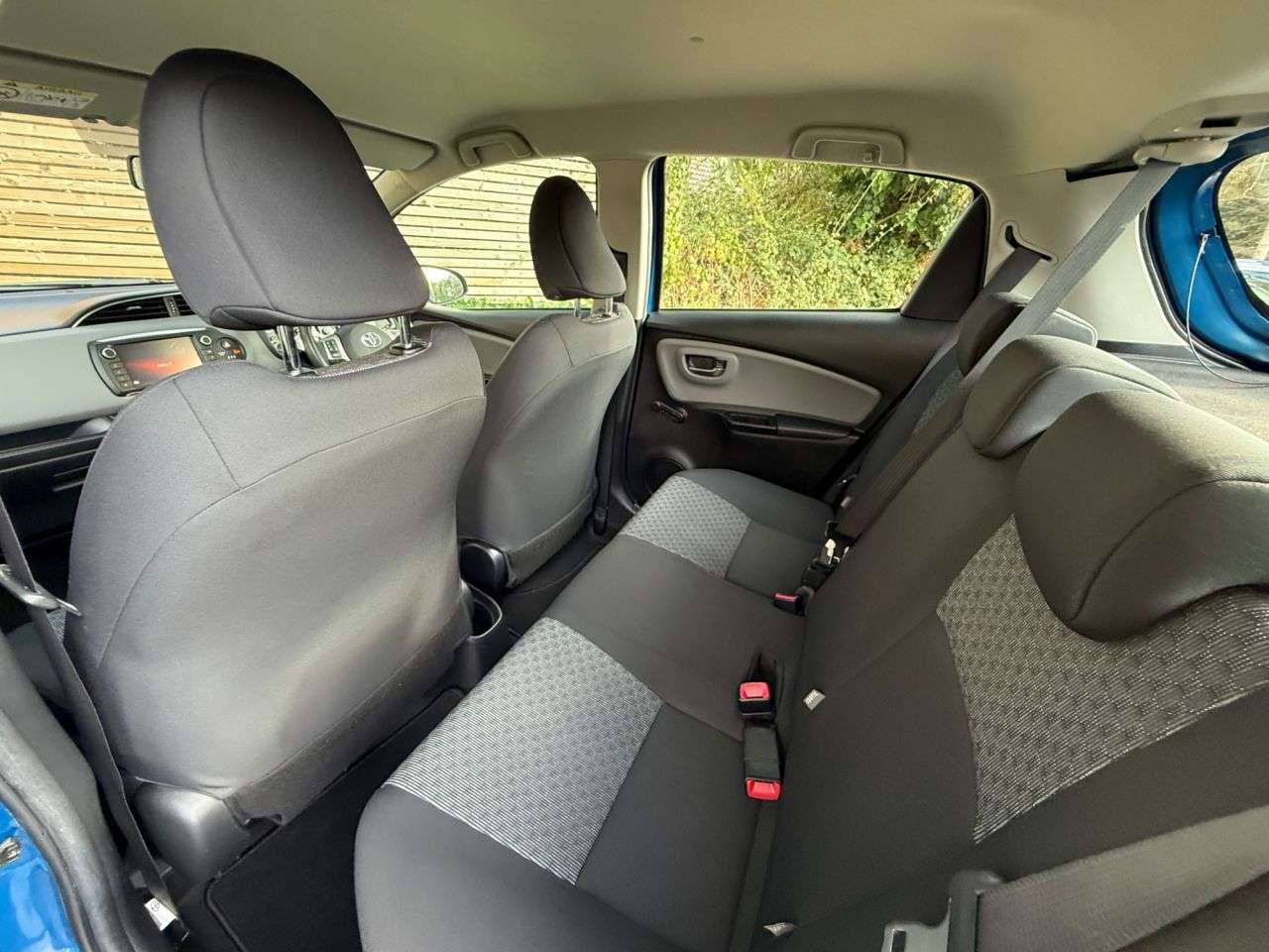 2015 TOYOTA YARIS 2015 TOYOTA YARIS