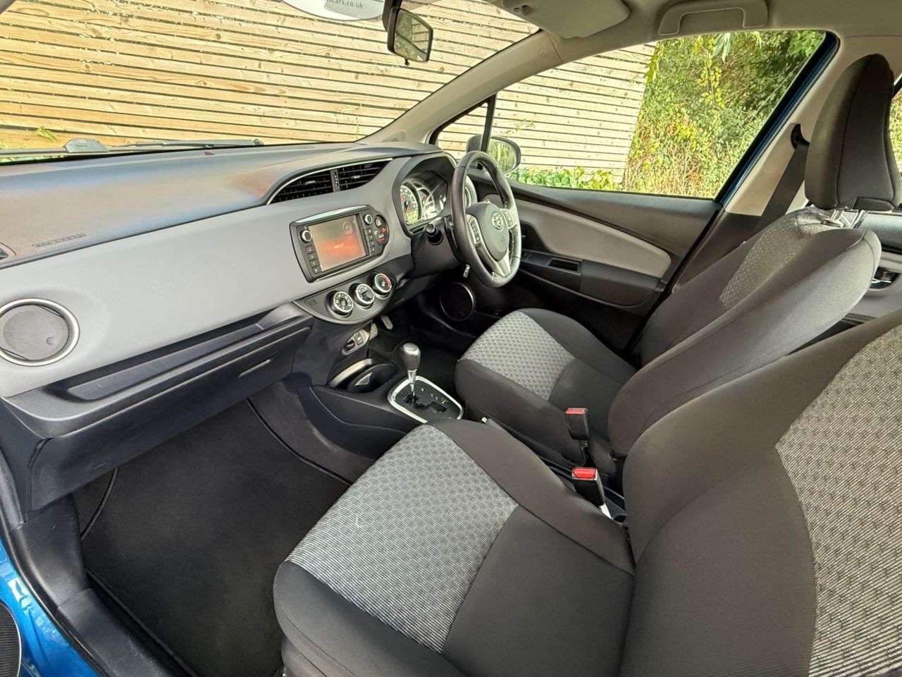 2015 TOYOTA YARIS 2015 TOYOTA YARIS