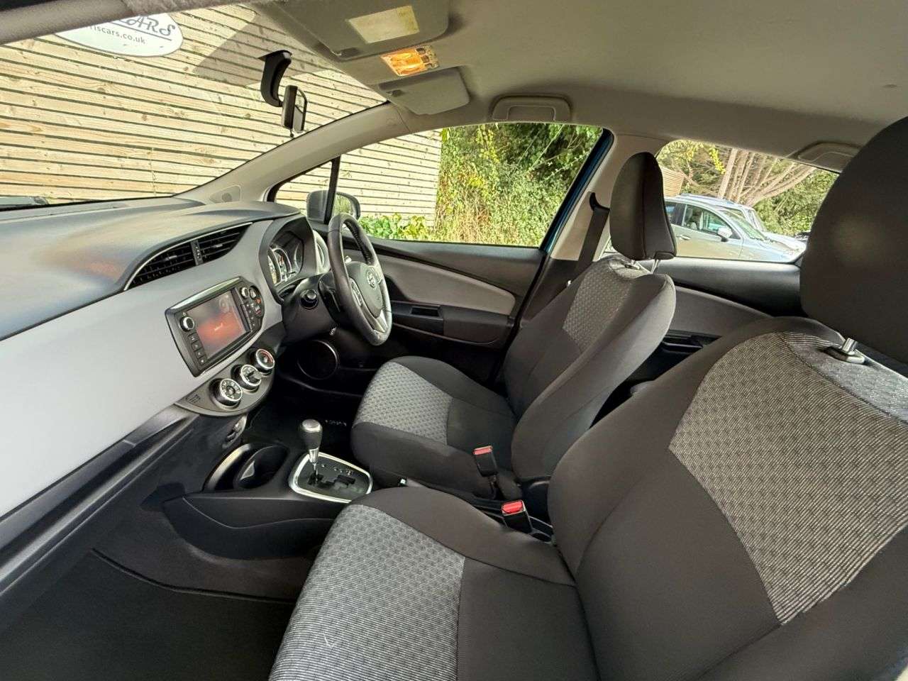 2015 TOYOTA YARIS 2015 TOYOTA YARIS