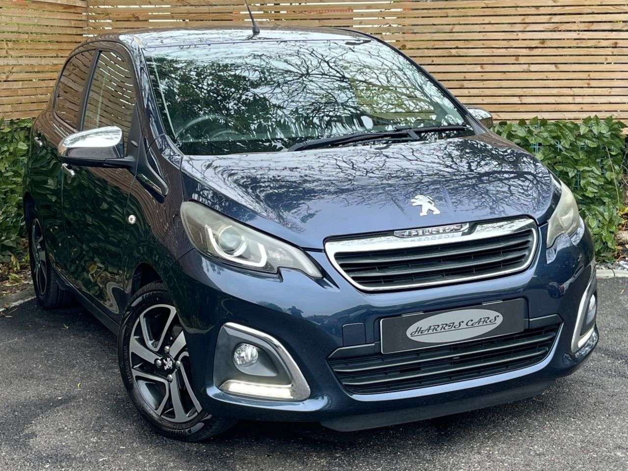 A 2015 PEUGEOT 108 1.2 VTi PureTech Feline Hatchback 5dr Petrol Manual Euro 5 (82 ps) 12 MONTH A 2015 PEUGEOT 108 1.2 VTi PureTech Feline Hatchback 5dr Petrol Manual Euro 5 (82 ps) 12 MONTH
