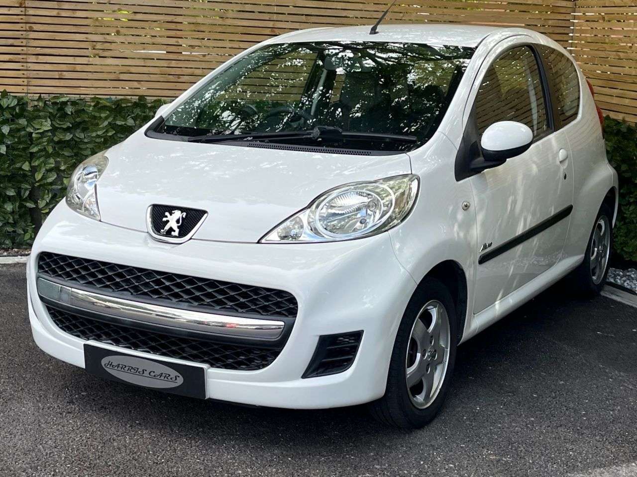 2013 PEUGEOT 107 2013 PEUGEOT 107