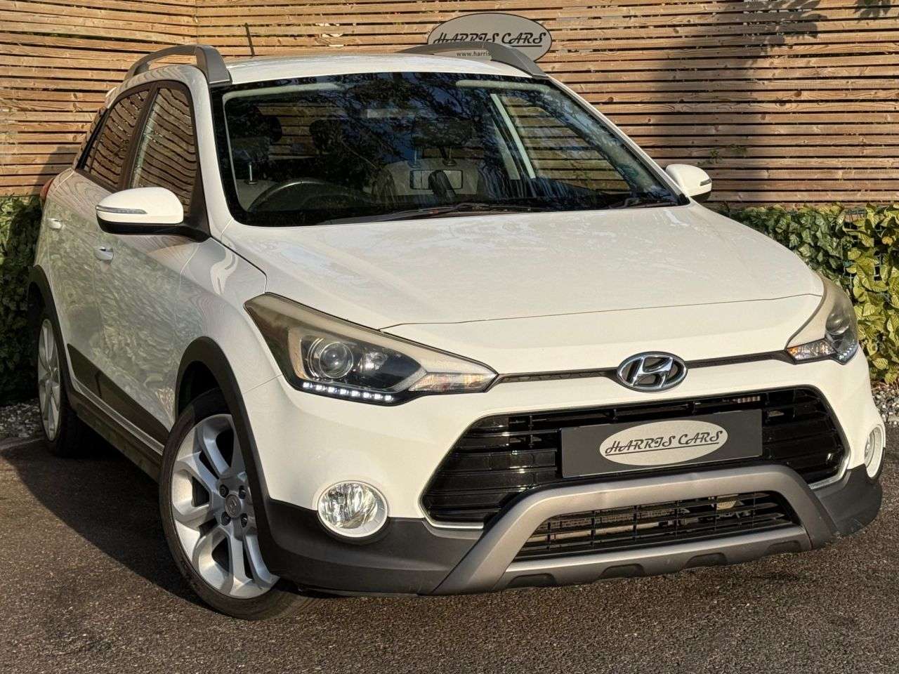 A 2016 HYUNDAI I20 1.0 T-GDi Active Hatchback 5dr Petrol Manual Euro 6 (s/s) (100 ps) 12 MONTH A 2016 HYUNDAI I20 1.0 T-GDi Active Hatchback 5dr Petrol Manual Euro 6 (s/s) (100 ps) 12 MONTH