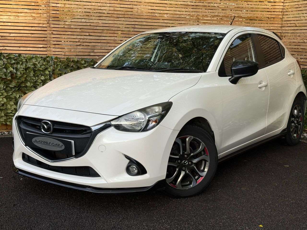 A 2016 MAZDA MAZDA2 1.5 SKYACTIV-G Sport Black Hatchback 5dr Petrol Manual Euro 6 (s/s) (90 ps) A 2016 MAZDA MAZDA2 1.5 SKYACTIV-G Sport Black Hatchback 5dr Petrol Manual Euro 6 (s/s) (90 ps)