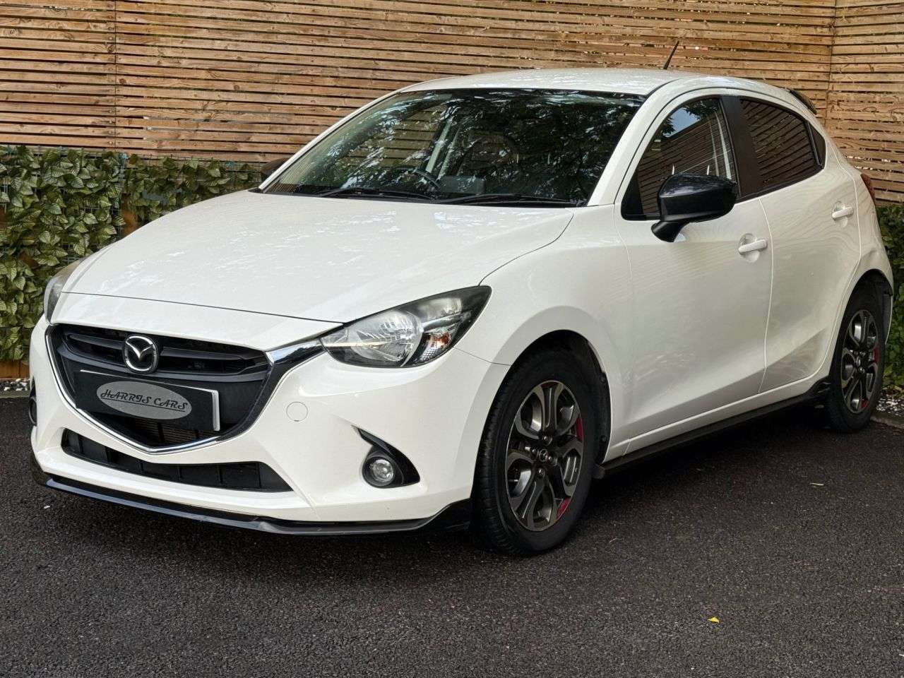A 2016 MAZDA MAZDA2 1.5 SKYACTIV-G Sport Black Hatchback 5dr Petrol Manual Euro 6 (s/s) (90 ps) A 2016 MAZDA MAZDA2 1.5 SKYACTIV-G Sport Black Hatchback 5dr Petrol Manual Euro 6 (s/s) (90 ps)