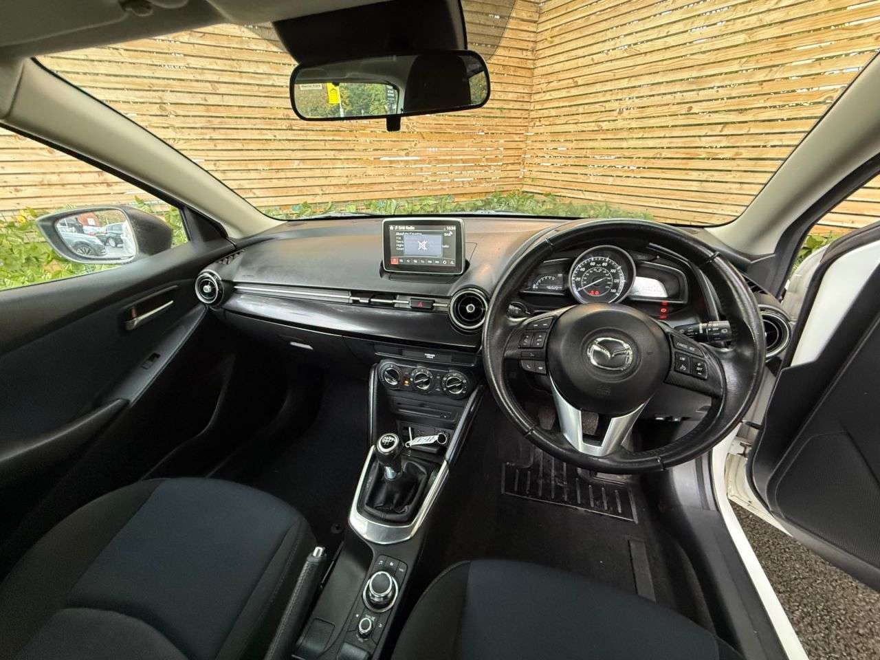 2016 MAZDA MAZDA2 2016 MAZDA MAZDA2