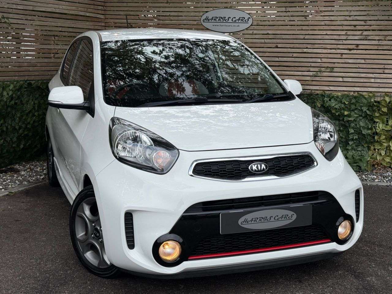 A 2016 KIA PICANTO 1.25 EcoDynamics Chilli Hatchback 3dr Petrol Manual Euro 6 (s/s) (84 bhp) 1 A 2016 KIA PICANTO 1.25 EcoDynamics Chilli Hatchback 3dr Petrol Manual Euro 6 (s/s) (84 bhp) 1