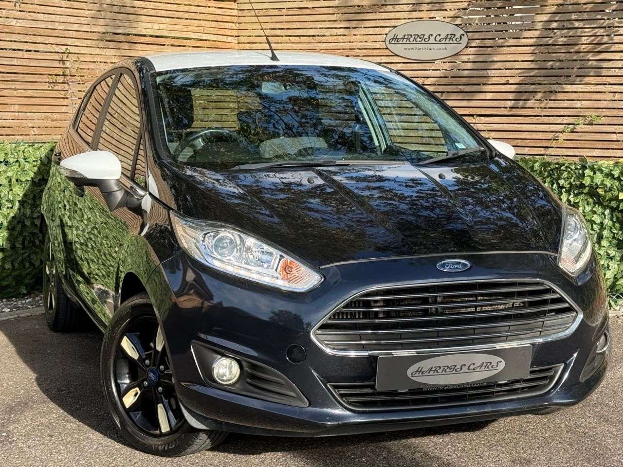 A 2016 FORD FIESTA 1.0T EcoBoost Zetec Black Edition Hatchback 5dr Petrol Manual Euro 6 (s/s) A 2016 FORD FIESTA 1.0T EcoBoost Zetec Black Edition Hatchback 5dr Petrol Manual Euro 6 (s/s)