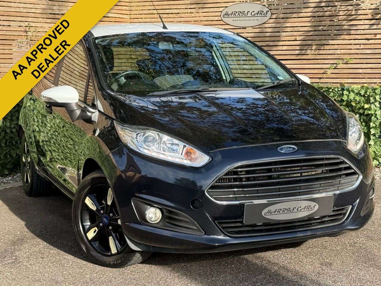 A 2016 FORD FIESTA 1.0T EcoBoost Zetec Black Edition Hatchback 5dr Petrol Manual Euro 6 (s/s) A 2016 FORD FIESTA 1.0T EcoBoost Zetec Black Edition Hatchback 5dr Petrol Manual Euro 6 (s/s)