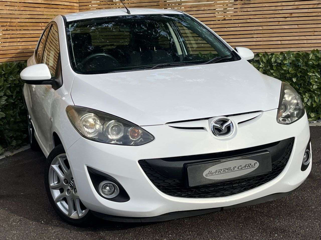 A 2013 MAZDA MAZDA2 1.3 Venture Hatchback 5dr Petrol Manual Euro 5 (84 ps) 12 MONTHS AA, FRESH A 2013 MAZDA MAZDA2 1.3 Venture Hatchback 5dr Petrol Manual Euro 5 (84 ps) 12 MONTHS AA, FRESH