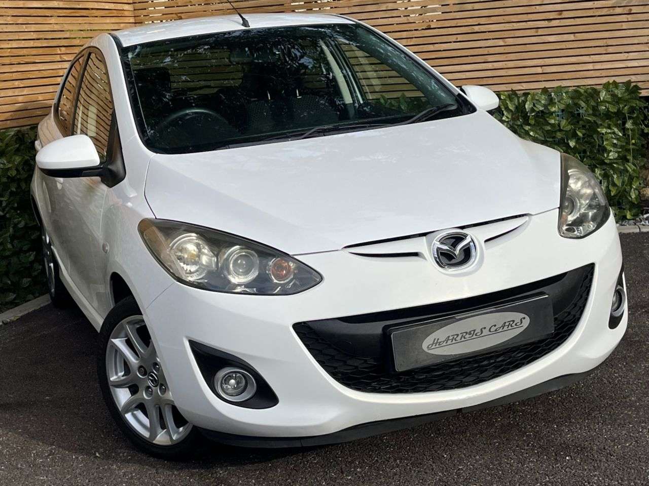 A 2013 MAZDA MAZDA2 1.3 Venture Hatchback 5dr Petrol Manual Euro 5 (84 ps) 12 MONTHS AA, FRESH A 2013 MAZDA MAZDA2 1.3 Venture Hatchback 5dr Petrol Manual Euro 5 (84 ps) 12 MONTHS AA, FRESH