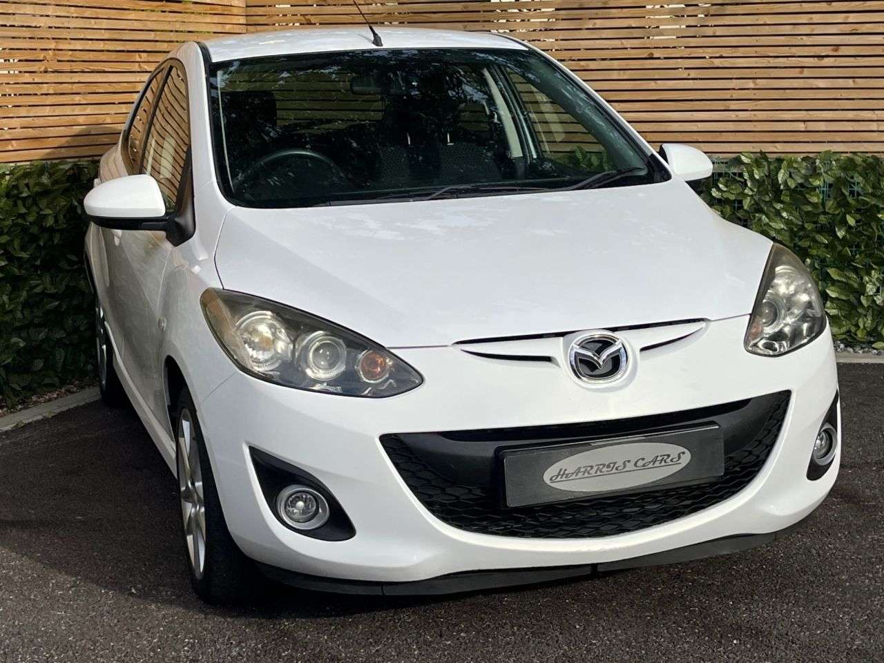 A 2013 MAZDA MAZDA2 1.3 Venture Hatchback 5dr Petrol Manual Euro 5 (84 ps) 12 MONTHS AA, FRESH A 2013 MAZDA MAZDA2 1.3 Venture Hatchback 5dr Petrol Manual Euro 5 (84 ps) 12 MONTHS AA, FRESH