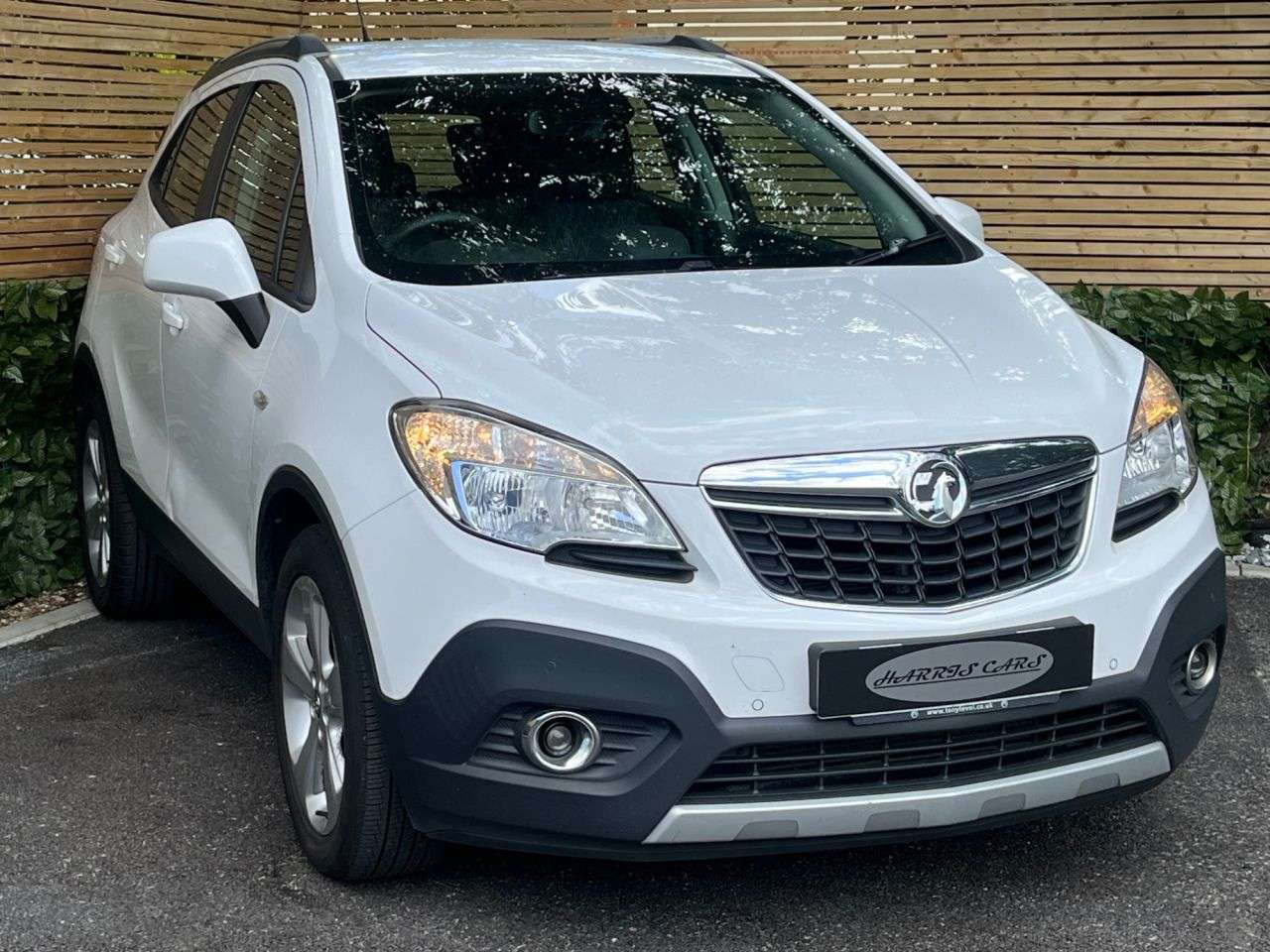 A 2014 VAUXHALL MOKKA 1.7 CDTi Tech Line SUV 5dr Diesel Manual 2WD Euro 5 (s/s) (130 ps) 12 MONTH A 2014 VAUXHALL MOKKA 1.7 CDTi Tech Line SUV 5dr Diesel Manual 2WD Euro 5 (s/s) (130 ps) 12 MONTH