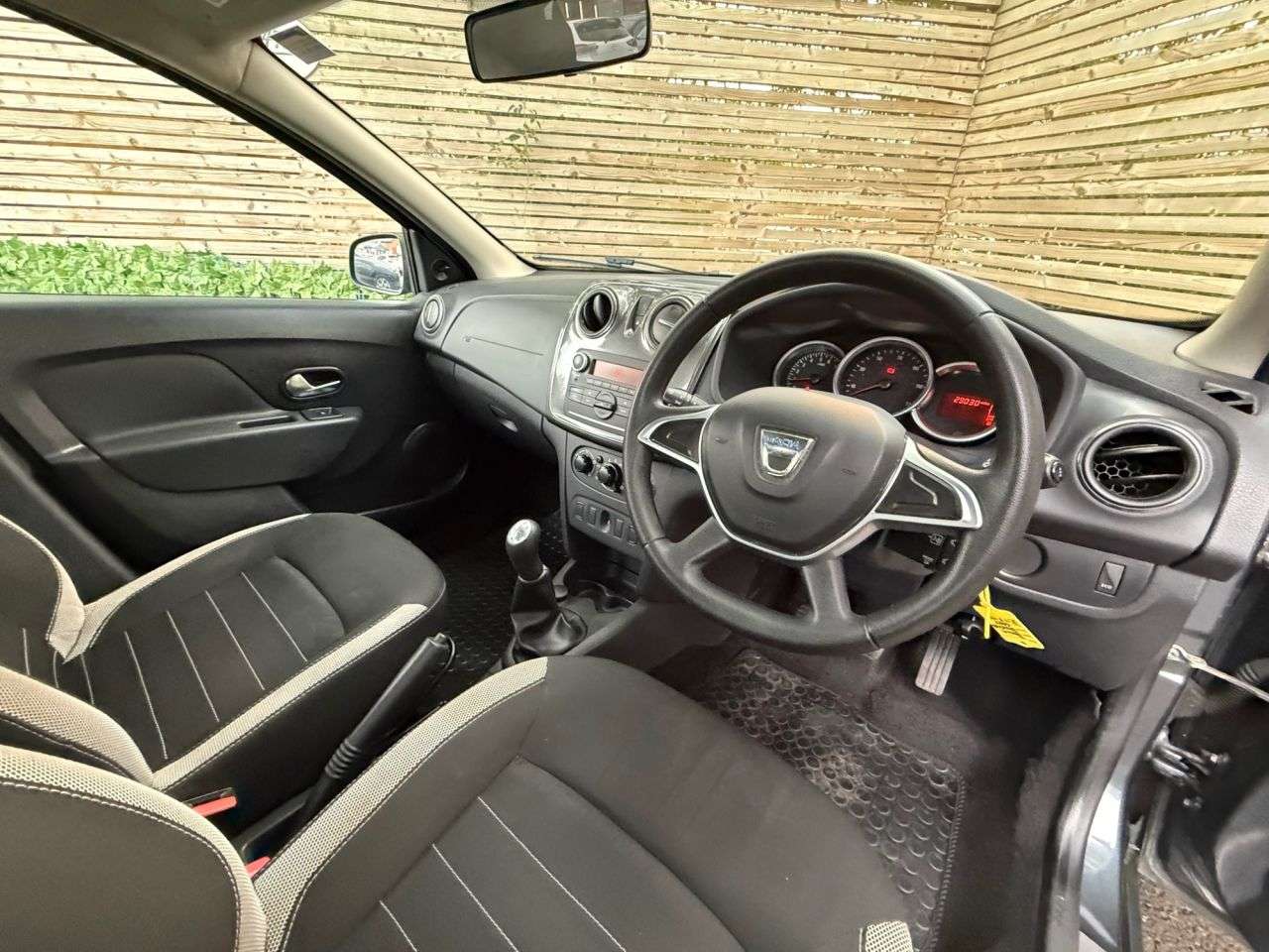 2017 DACIA SANDERO STEPWAY 2017 DACIA SANDERO STEPWAY