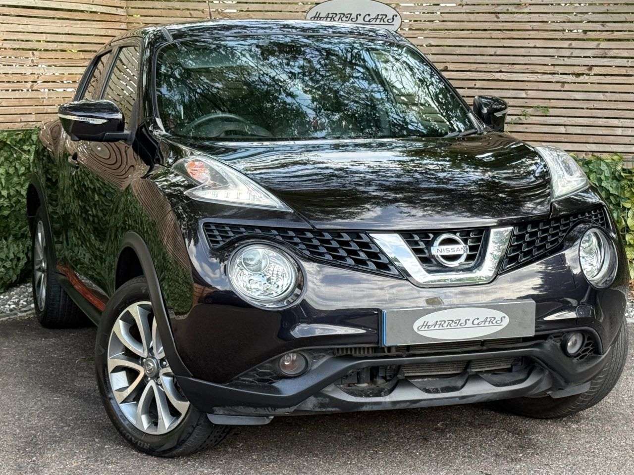 A 2017 NISSAN JUKE 1.5 dCi Tekna SUV 5dr Diesel Manual Euro 6 (s/s) (110 ps) 12 MONTHS AA, FRE A 2017 NISSAN JUKE 1.5 dCi Tekna SUV 5dr Diesel Manual Euro 6 (s/s) (110 ps) 12 MONTHS AA, FRE