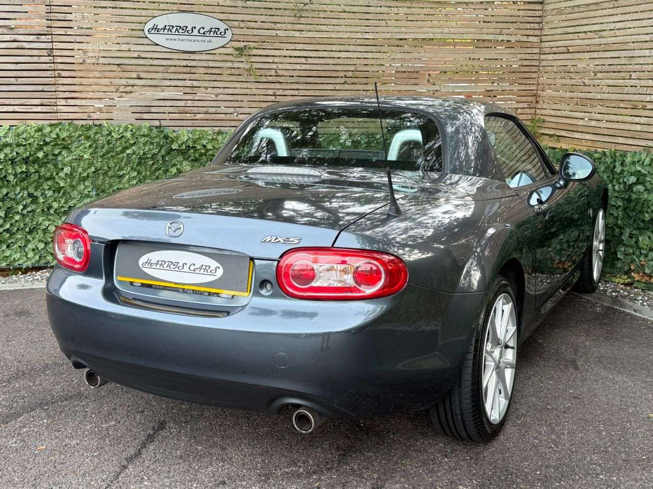2011 MAZDA MX-5 2011 MAZDA MX-5