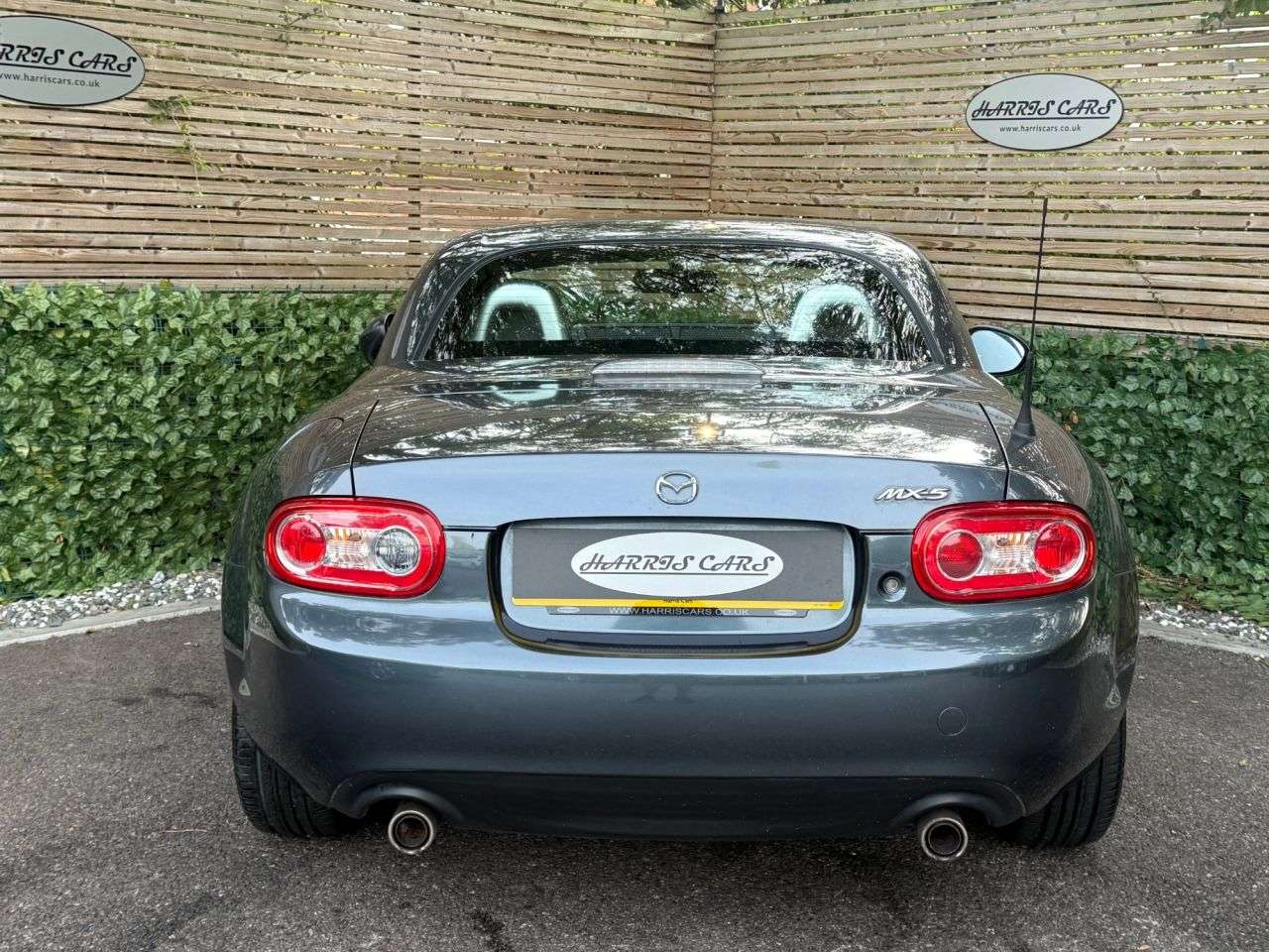 2011 MAZDA MX-5 2011 MAZDA MX-5