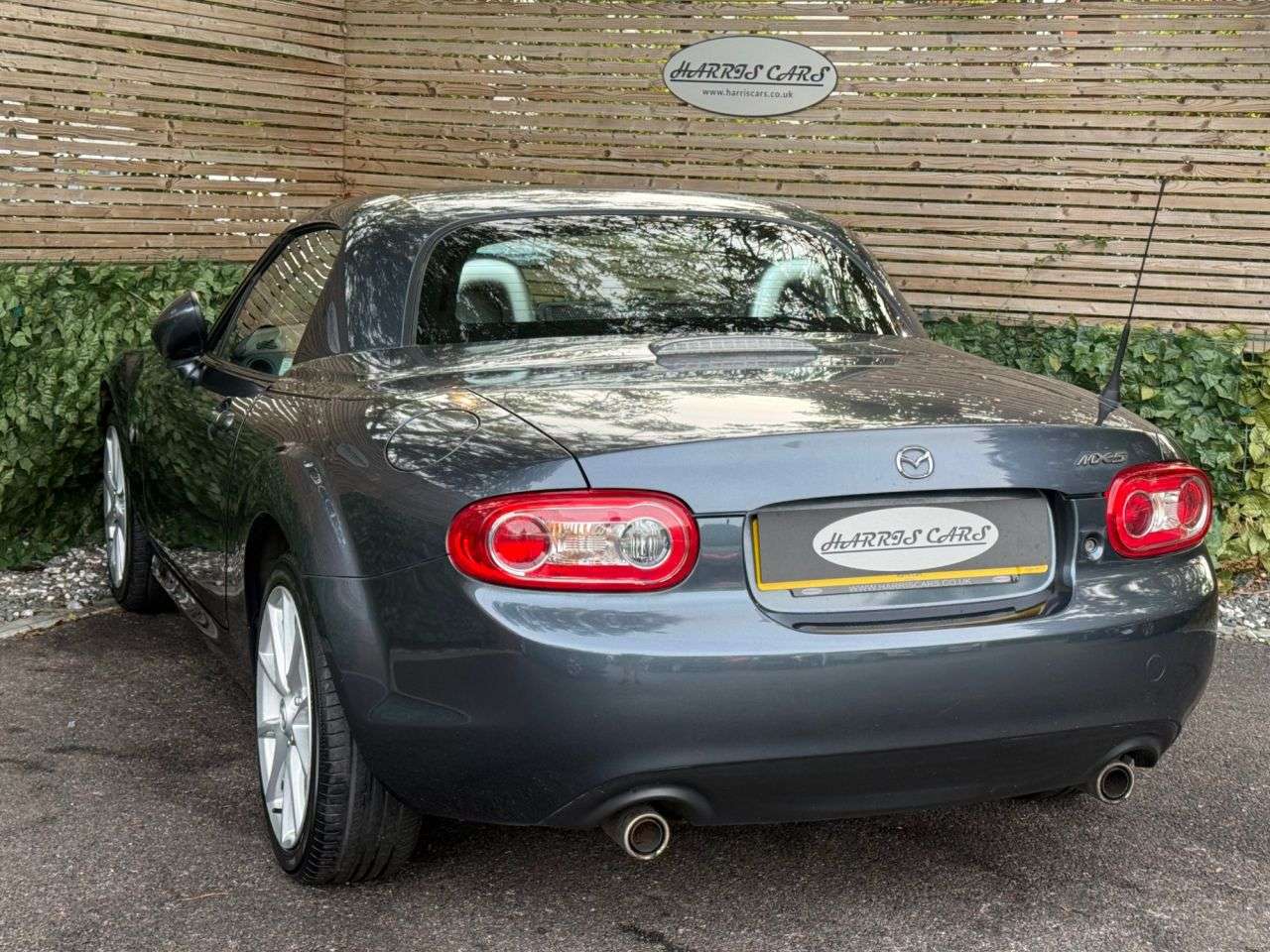 2011 MAZDA MX-5 2011 MAZDA MX-5