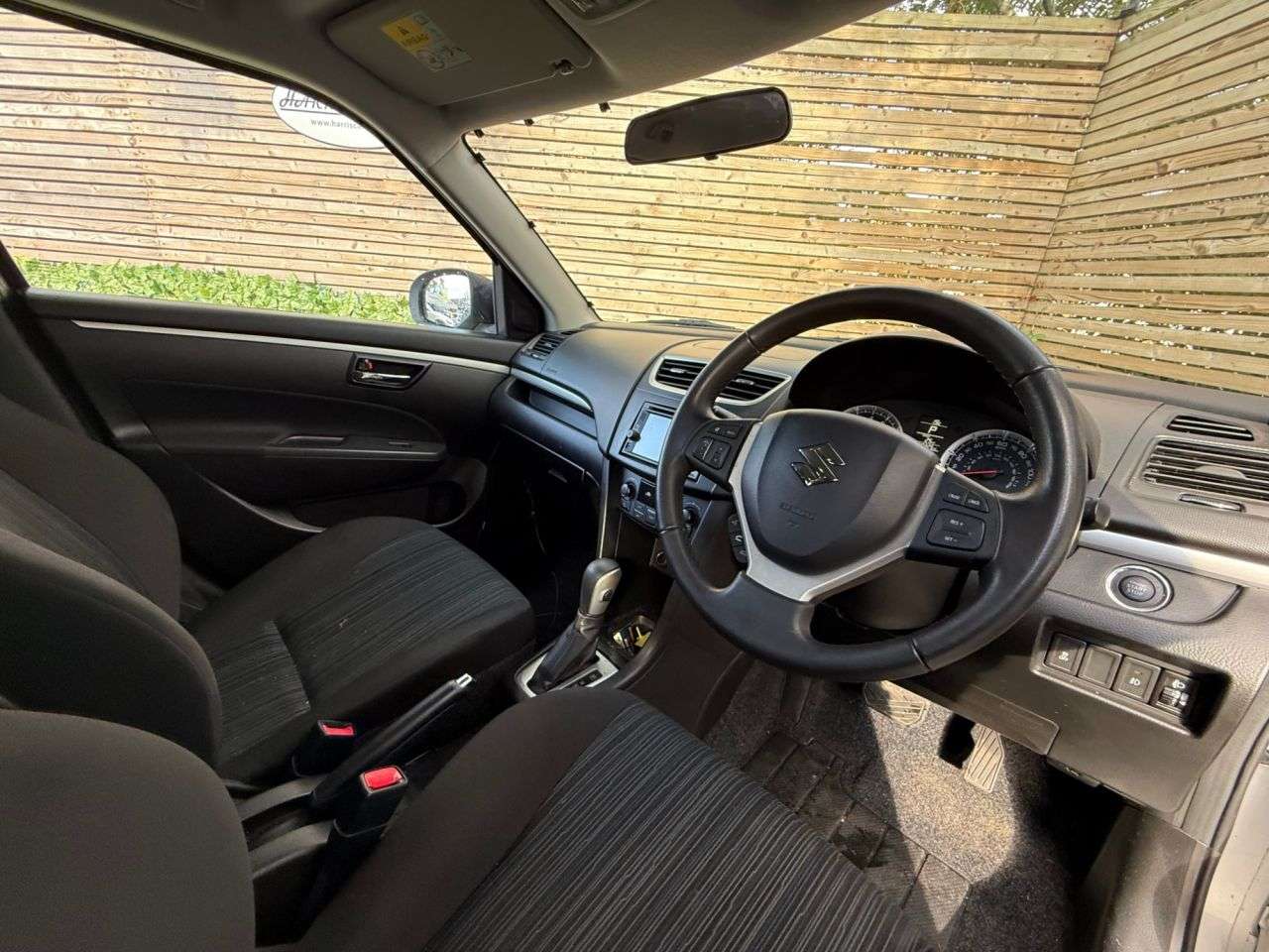 2016 SUZUKI SWIFT 2016 SUZUKI SWIFT