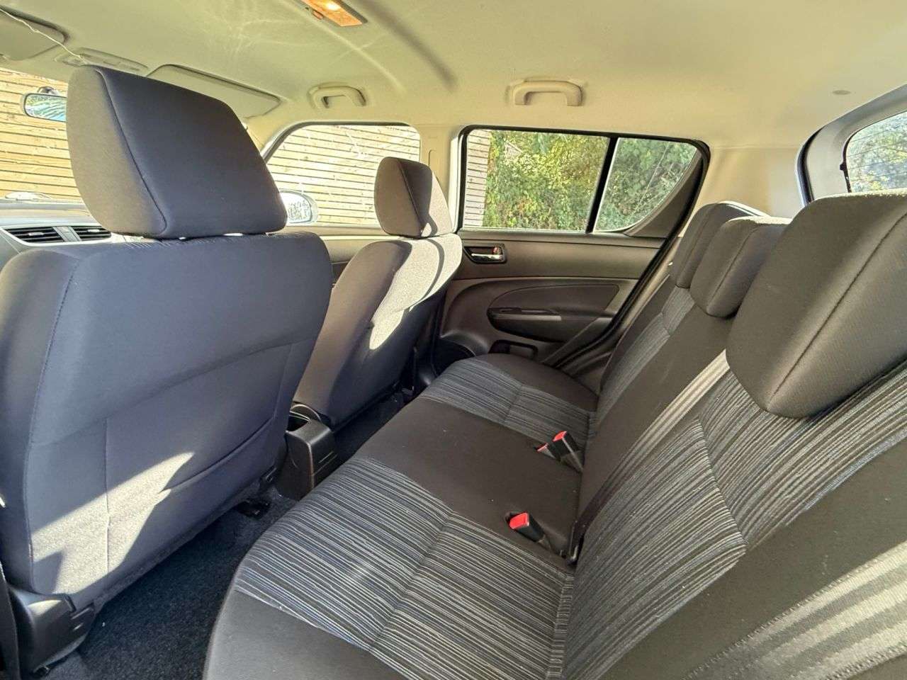 2016 SUZUKI SWIFT 2016 SUZUKI SWIFT