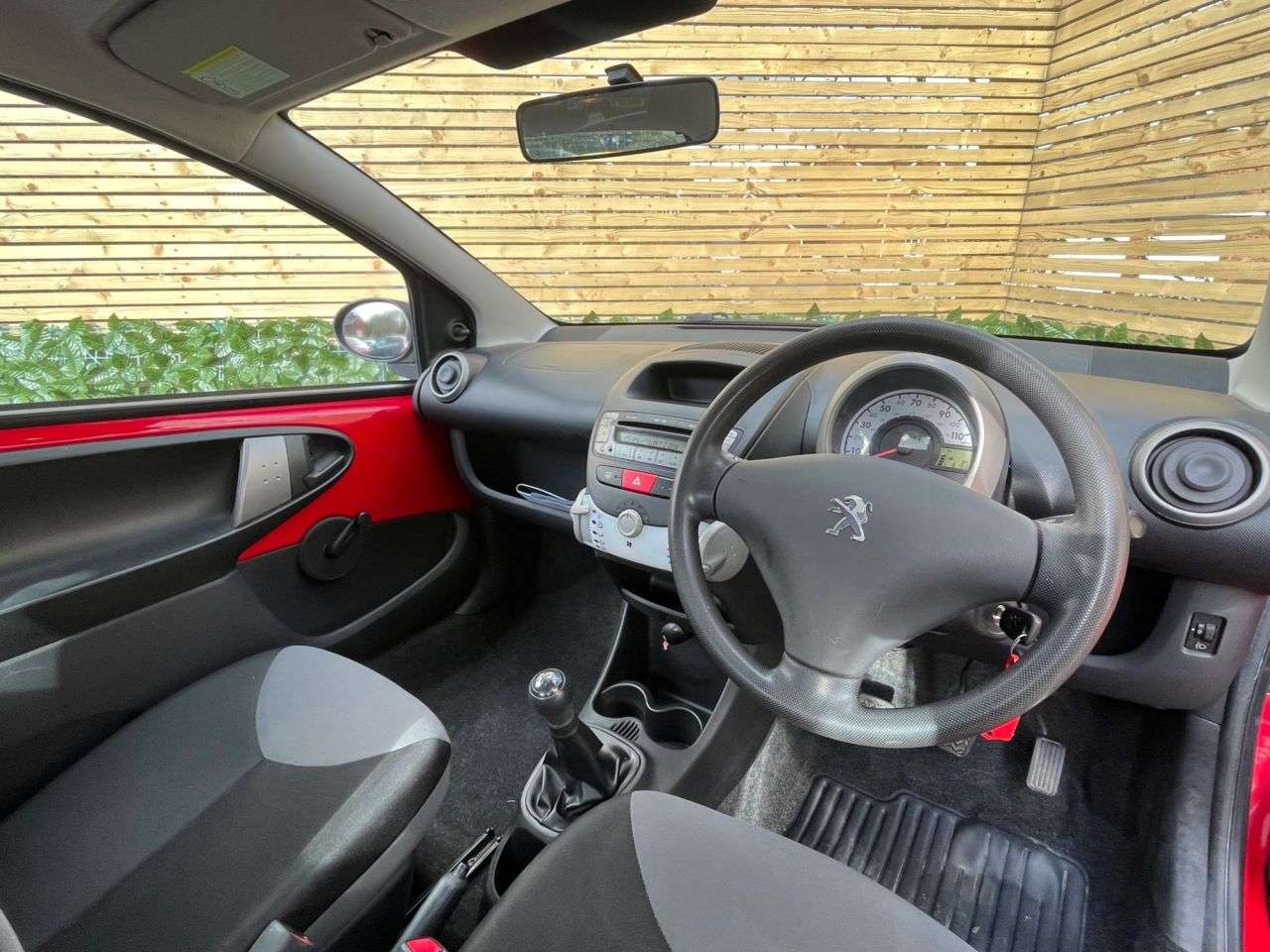 2012 PEUGEOT 107 2012 PEUGEOT 107